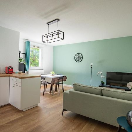 T4 Climatise Au Pied Des Rempart Avec Parking Apartment Avignon Exterior photo